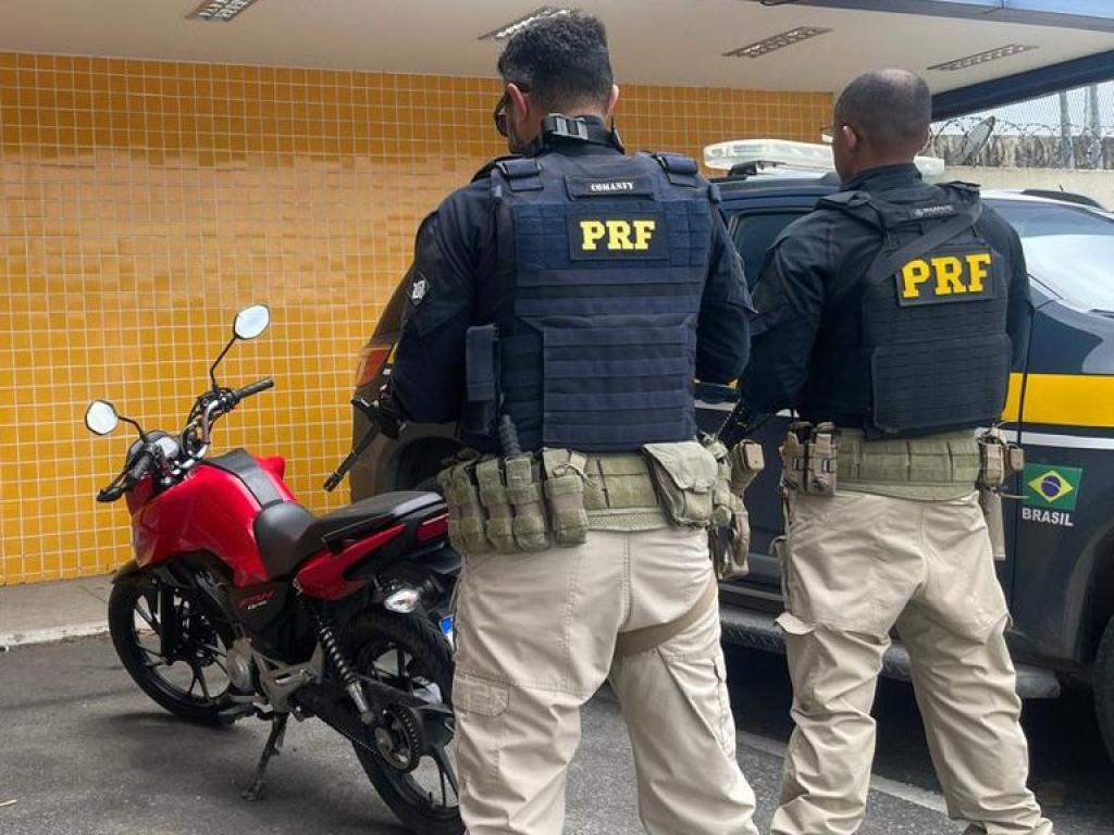 TRÁFICO DE DROGAS - Tráfico de drogas Condenado em Rondônia, idoso flagrado no Pará com R$ 1,6 milhão, é capturado pela PRF no Maranhão