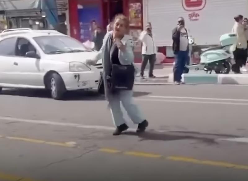 Vídeo - Guerra no Irã - EUA e Israel atacam ditadura dos aiatolás e iranianos comemoram nas ruas; veja