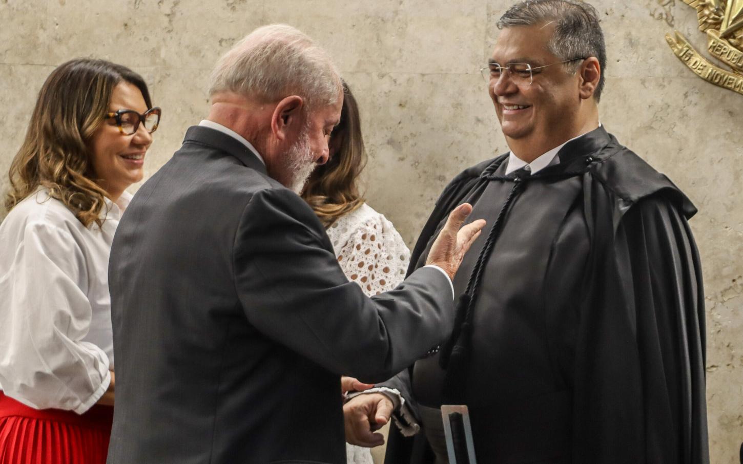 Análise - Flávio Dino ‘abre uma avenida’ para blindar Lulinha da CPMI do INSS