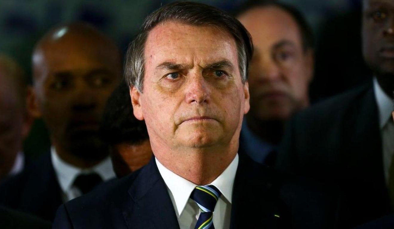 Boletim Médico - Bolsonaro melhora, mas continua em estado que exige cuidados intensivos