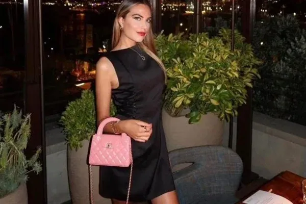 Celebridades - Cabeça de modelo assassinada por ex-namorado é roubada do túmulo