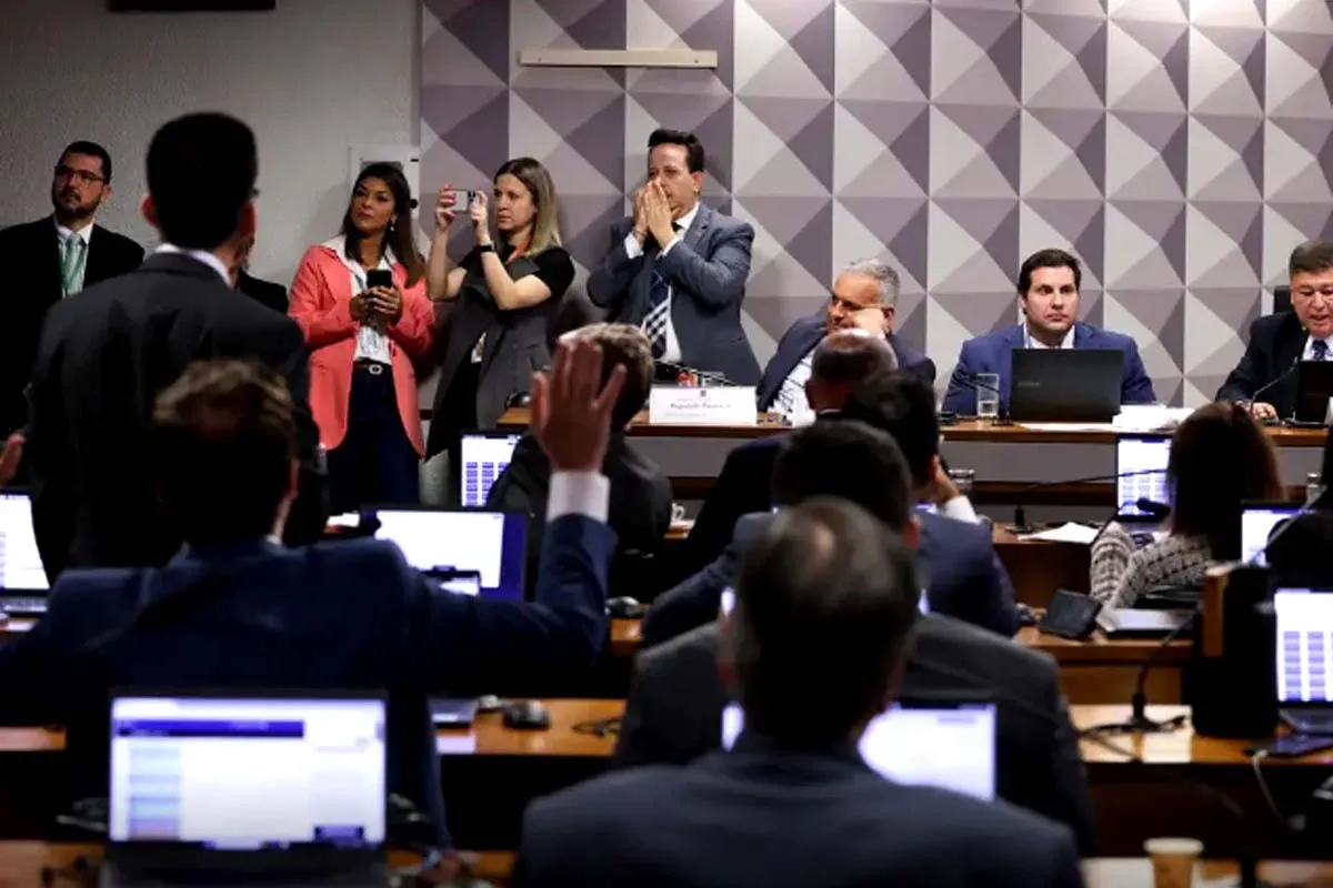 DEPOIMENTOS - CPMI do INSS aprova convocação de cunhado e ex-namorada de Vorcaro
