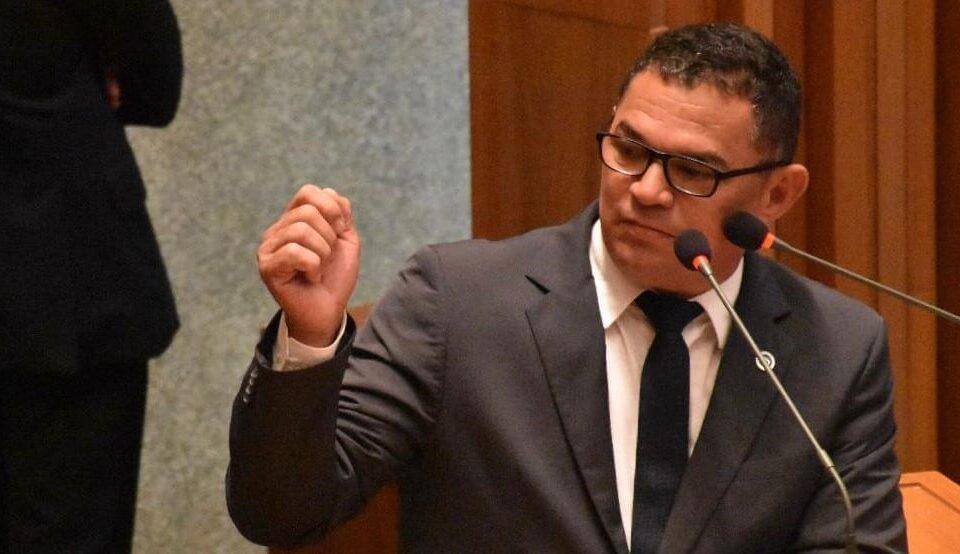 Distrito Federal -  Deputado é alvo no DF de operação contra desvios na Educação
