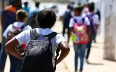 Educação | Fundeb - Estados e municípios partilham R$ 3,8 bi referentes à segunda parcela do Fundeb para a Educação Básica
