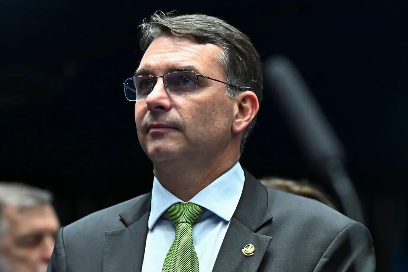 Genial/Quaest - Pesquisa: Flávio reduziu diferença a zero e já empata com Lula em 41%