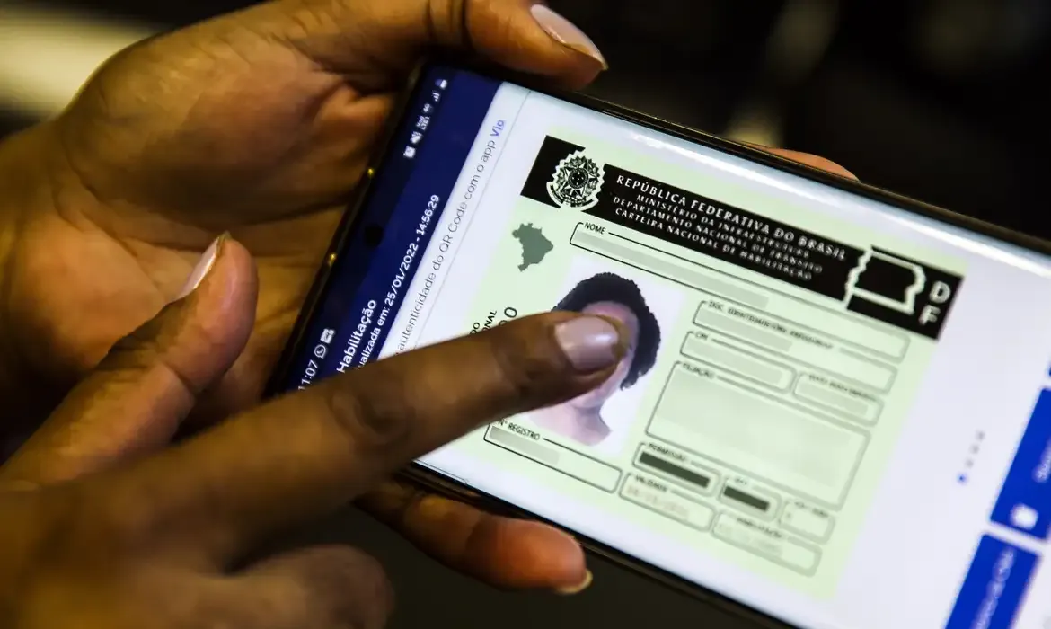 Geral - Associação alerta para riscos após alteração nas regras de trânsito