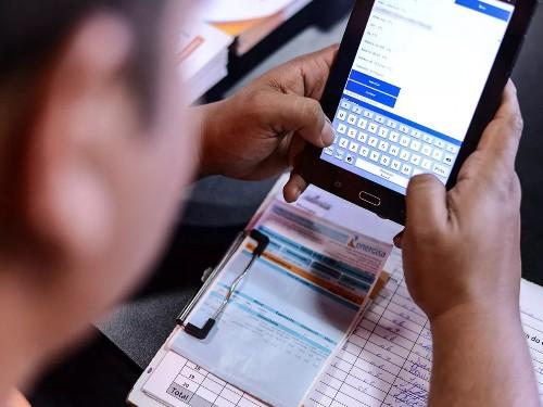 Geral - Conta de energia em atraso? Clientes podem negociar débitos pelo celular com o aplicativo Energisa On