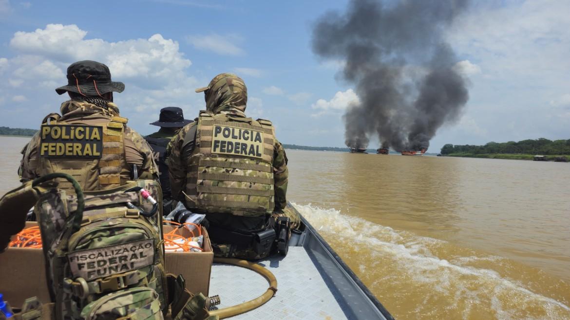 Geral - Justiça arquiva mandado de segurança que tentou blindar draga contra fiscalização no rio Madeira
