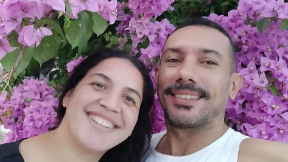 Homem mata esposa a socos e publica vídeos do crime nas redes sociais