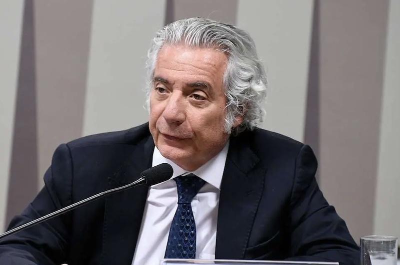 Petrobras prejudicada - Pacote de Lula para conter diesel é eleitoreiro, diz especialista