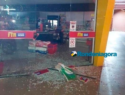 Polícia - Criminoso invade farmácia e rouba fraldas e gel lubrificante em Porto Velho