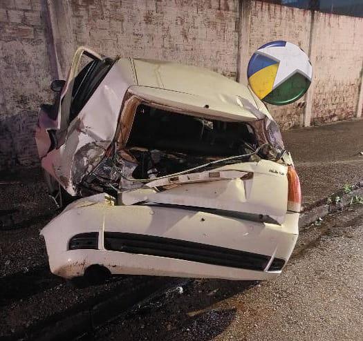 Polícia -  Motorista com sinais de embriaguez causa grave acidente e abandona carro no centro da capital