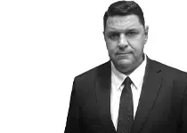 Política Coluna Espaço Aberto – De carta fora do baralho a protagonista: Hildon volta e sacode o cenário político