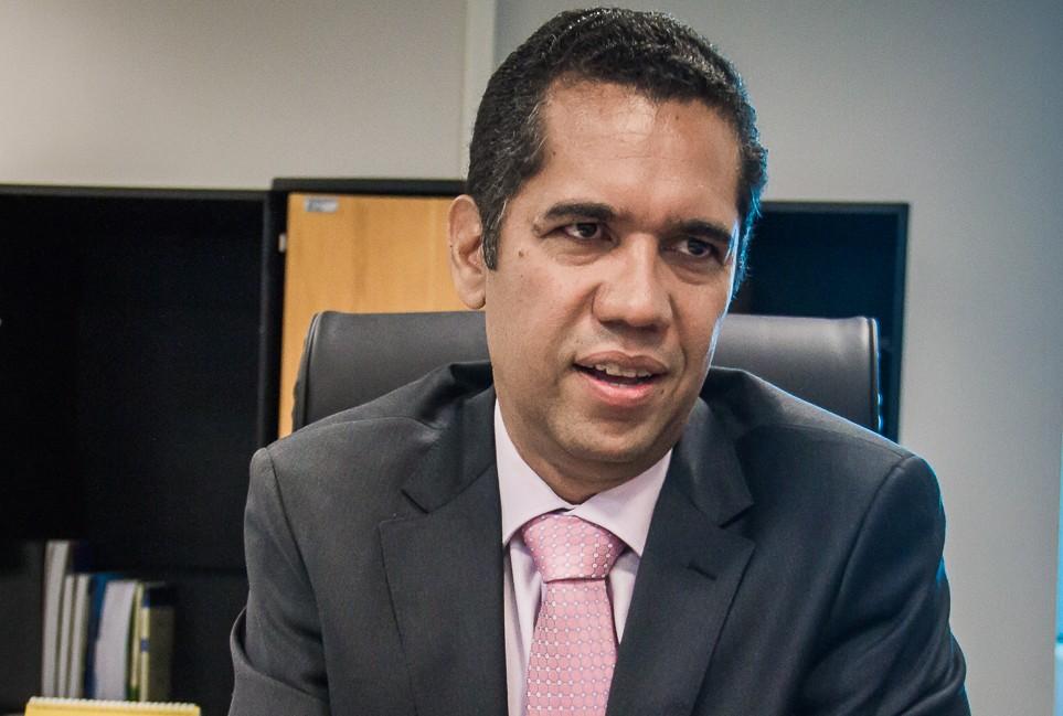 Política-  Governador exonera Luis Fernando Pereira da Secretaria de Finanças