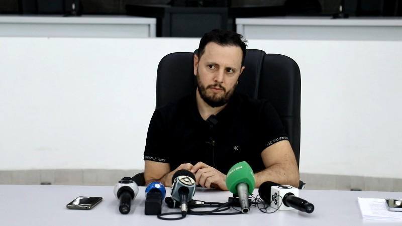Política - Prefeito Flori Cordeiro decide permanecer na Prefeitura e no Podemos, mas deve apoiar Marcos Rogério