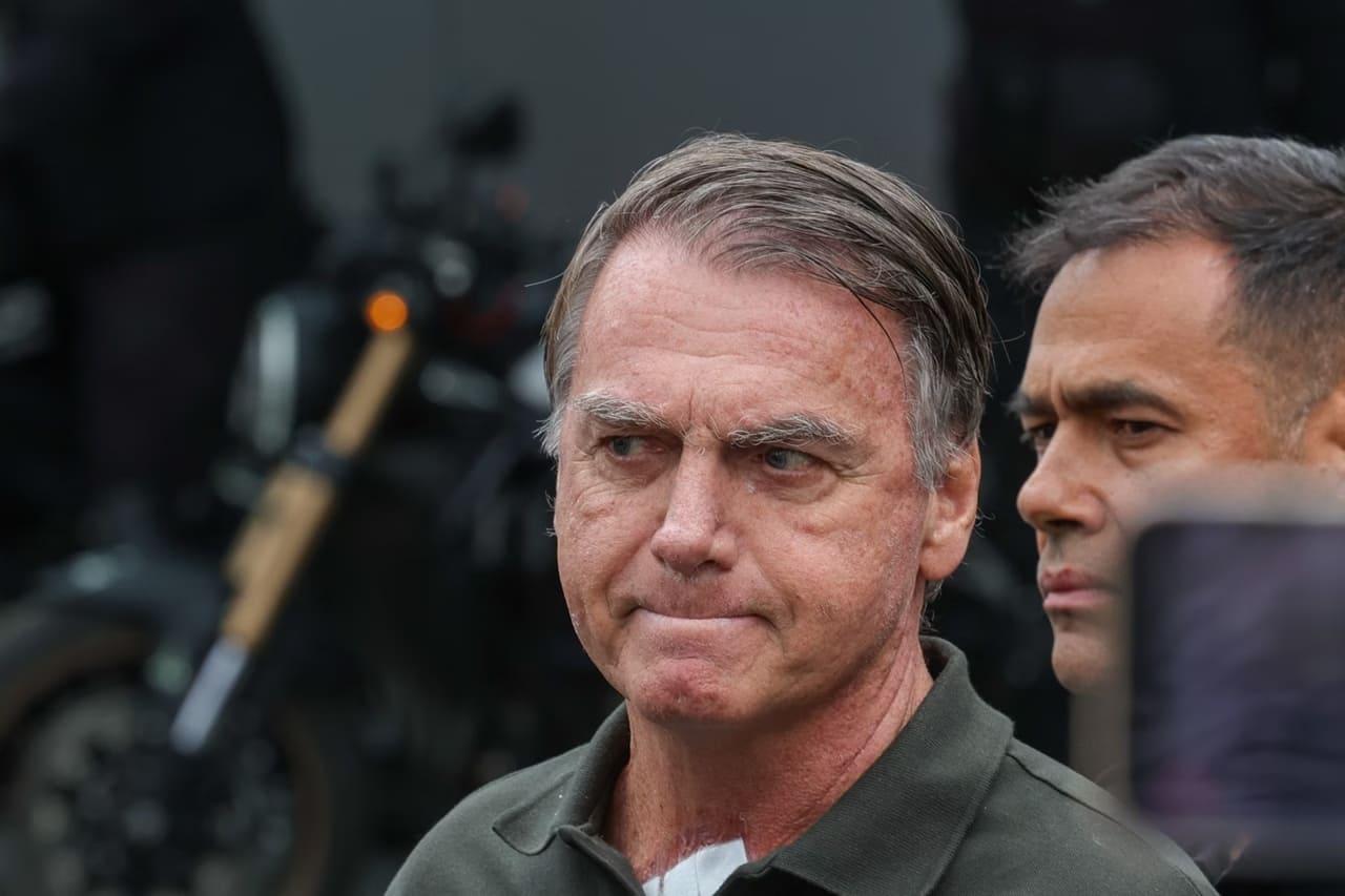 Segue sem alta - Bolsonaro apresenta dor na região mandibular direita