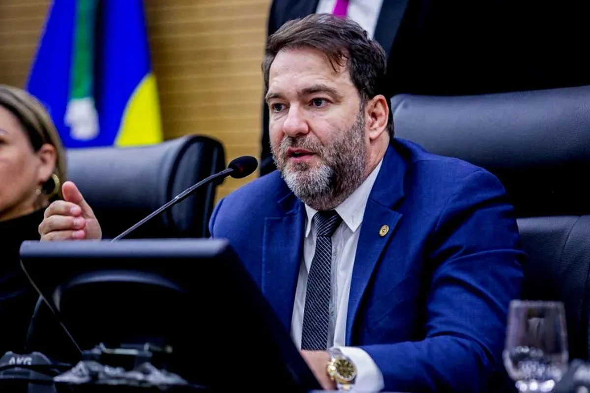 TRAFEGABILIDADE Alex Redano cobra recuperação urgente da RO-478 em Costa Marques