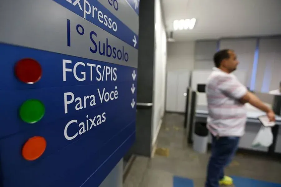Brasil - Abono salarial PIS/Pasep 2026: novo lote é liberado; veja quem recebe