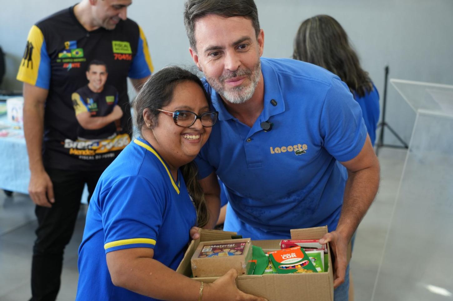 Educação inclusiva recebe kits na APAE de Porto Velho
