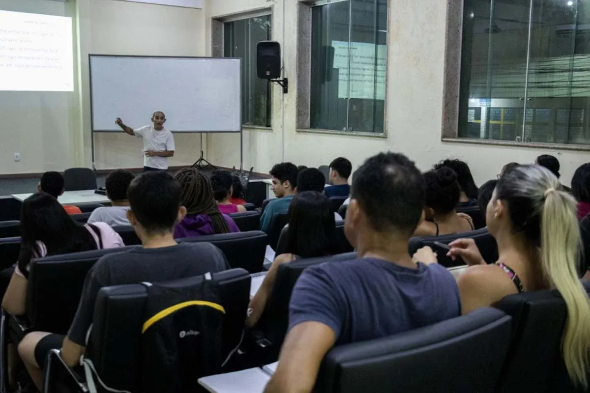 EDUCAÇÃO - Prefeitura abre inscrições para o Curso Pré-Enem Municipal 2026; Preparação gratuita amplia acesso ao ensino superior 