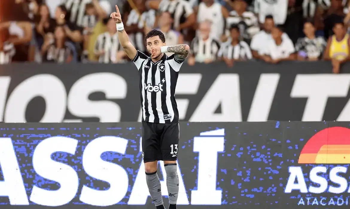 Esportes - Botafogo bate Chape em jogo de abertura da 5ª fase da Copa do Brasil