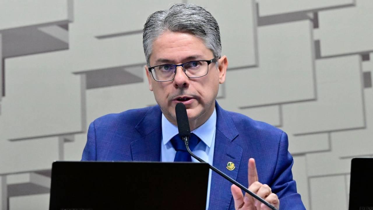 Inédito - Relator da CPI do Crime pede indiciamento e impeachment de Moraes, Toffoli e Gilmar