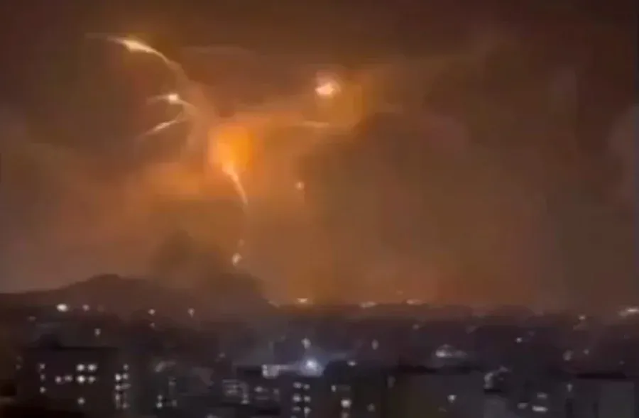 Mundo - Irã e Hezbollah lançam ataques massivos contra Israel