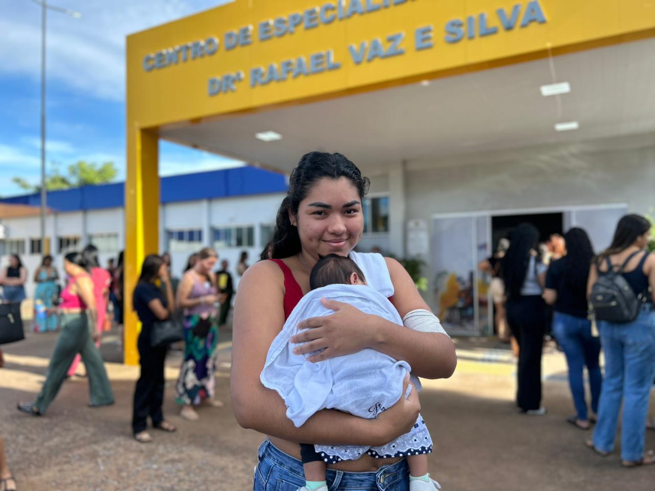 Mutirão faz 400 implantes e amplia saúde da mulher