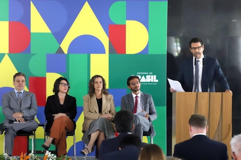 Nacional - Governo Federal formaliza o protocolo para investigar crimes contra jornalistas e comunicadores