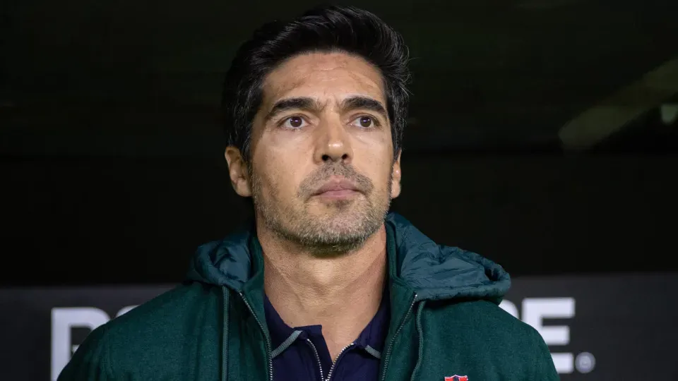 Palmeiras recebe Athletico-PR para sustentar vantagem na liderança do Brasileirão