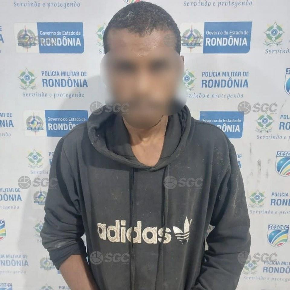 Plantão de Polícia - VÍDEO: Câmeras flagram homem cortando fios de energia em frente à loja Havan na Jorge Teixeira