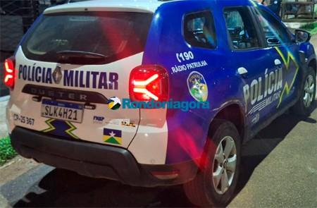 Polícia - Ladrão esfaqueia morador de rua e foge com carteira da vítima