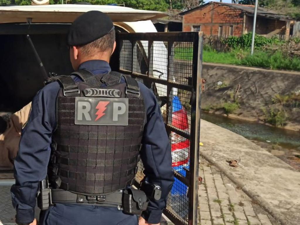 POLÍCIA MILITAR - Foragido por homicídio é capturado pela Polícia Militar em Ji-Paraná em abordagem de rotina