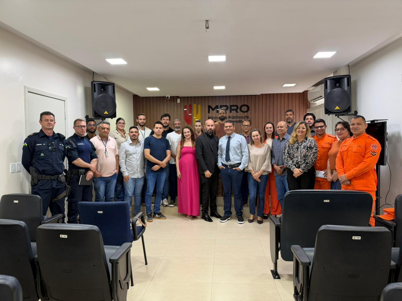 Reunião define estratégias conjuntas para combate às queimadas em Rolim de Moura