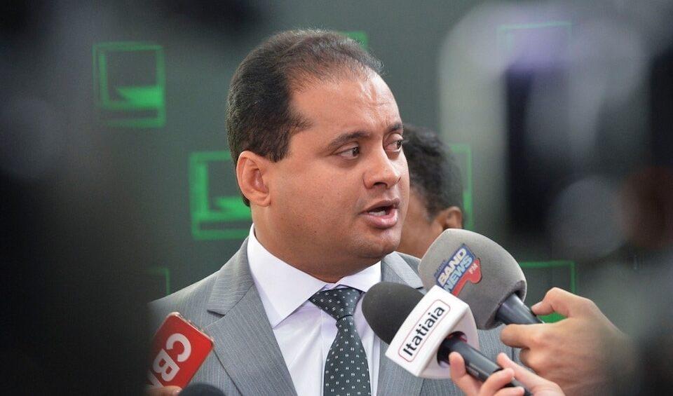 Roubo bilionário PF intima delatados por Camisotti; líder do governo na mira