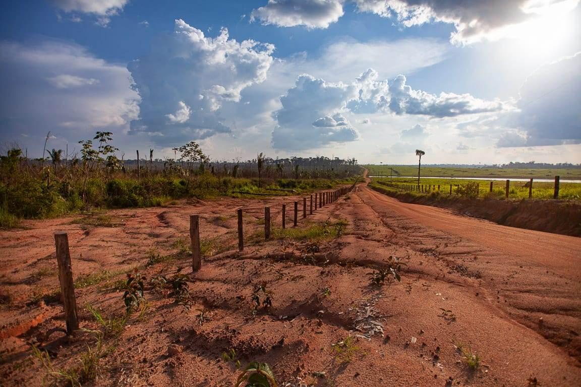 Salada Verde - Plataforma aponta que 30% do território brasileiro carece de registro fundiário