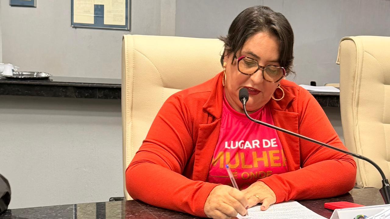 Vereadora Janete solicita pavimentação asfáltica em trechos estratégicos em Rolim de Moura 