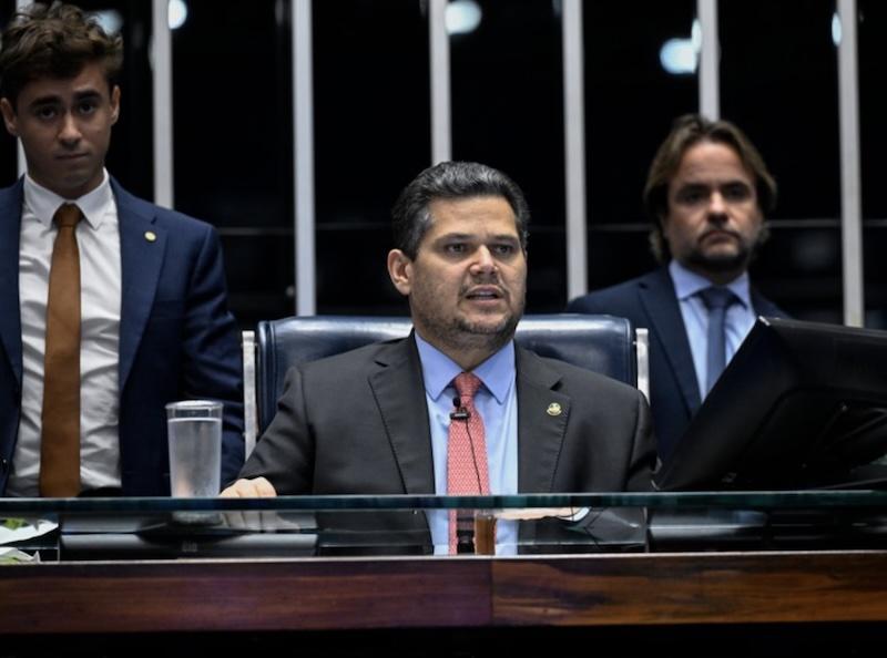 Veto sobe no telhado - Governo vê armadilha para Messias em dosimetria
