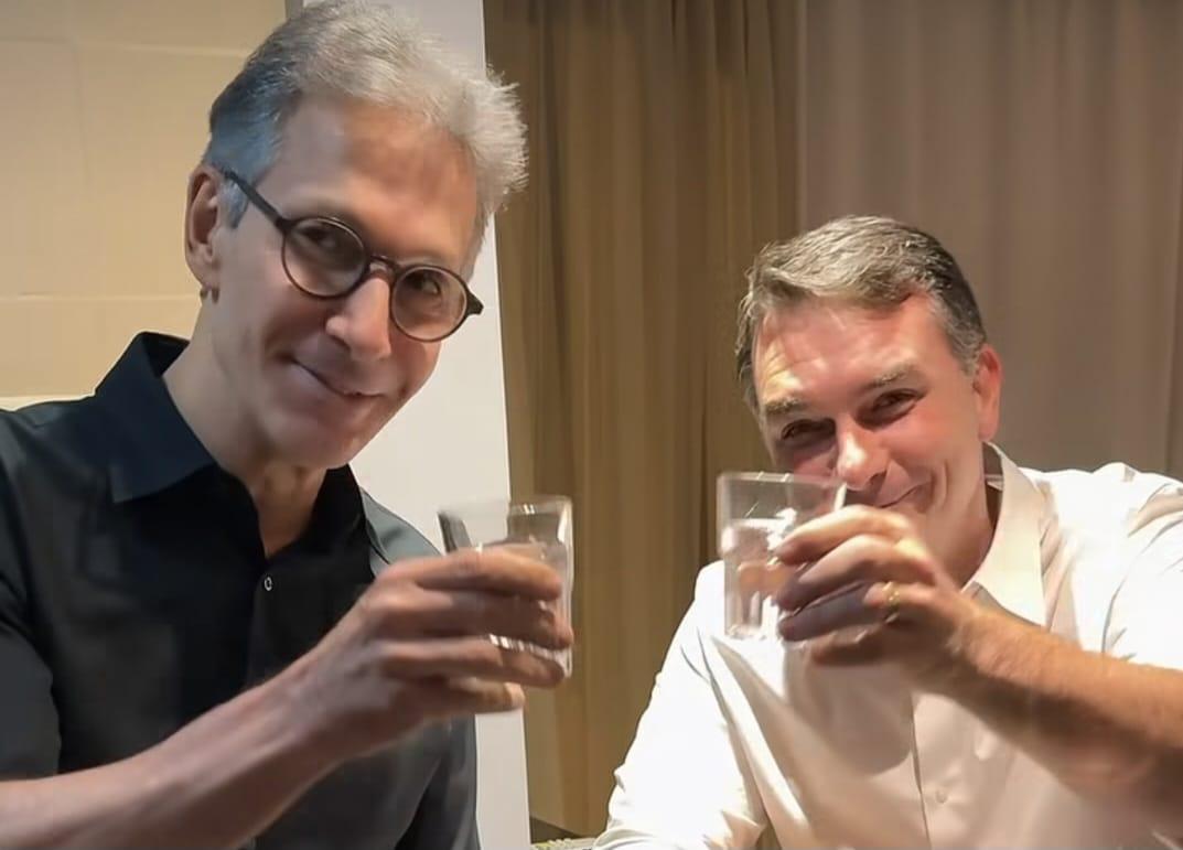 VÍDEOS - Será que vem? - Flávio e Zema aparecem juntos e agitam as redes: ‘A dupla que eu quero’