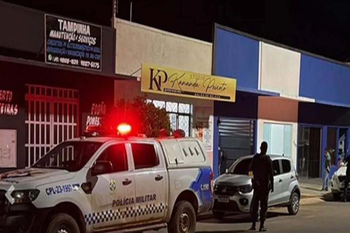 Vilhena - Atentado a tiros contra comércio após ameaça no WhatsApp assusta clientes
