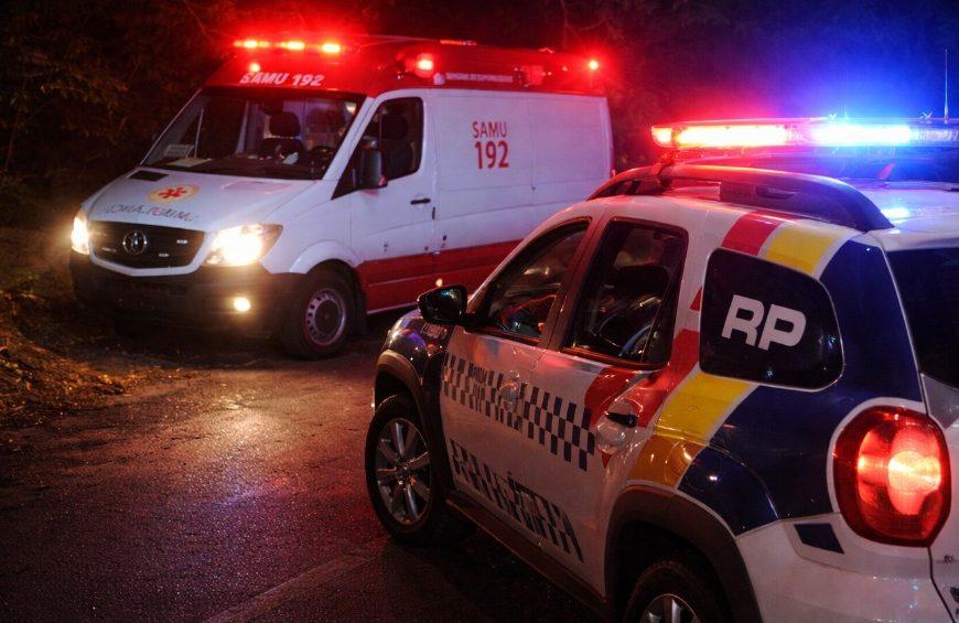 BANHO DE SANGUE - Briga termina com homem esfaqueado no pescoço e transferido em estado grave para Rondonópolis