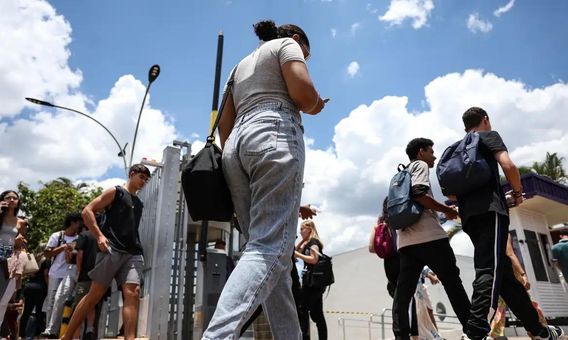 Concursos e Empregos - Enem 2026: inscrições começam na segunda; provas serão em novembro