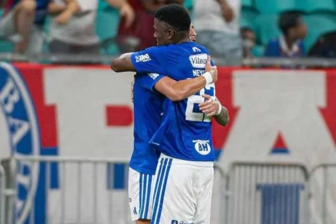 Futebol - Brasileirão: De virada, Cruzeiro derrota o Bahia e sobe na classificação