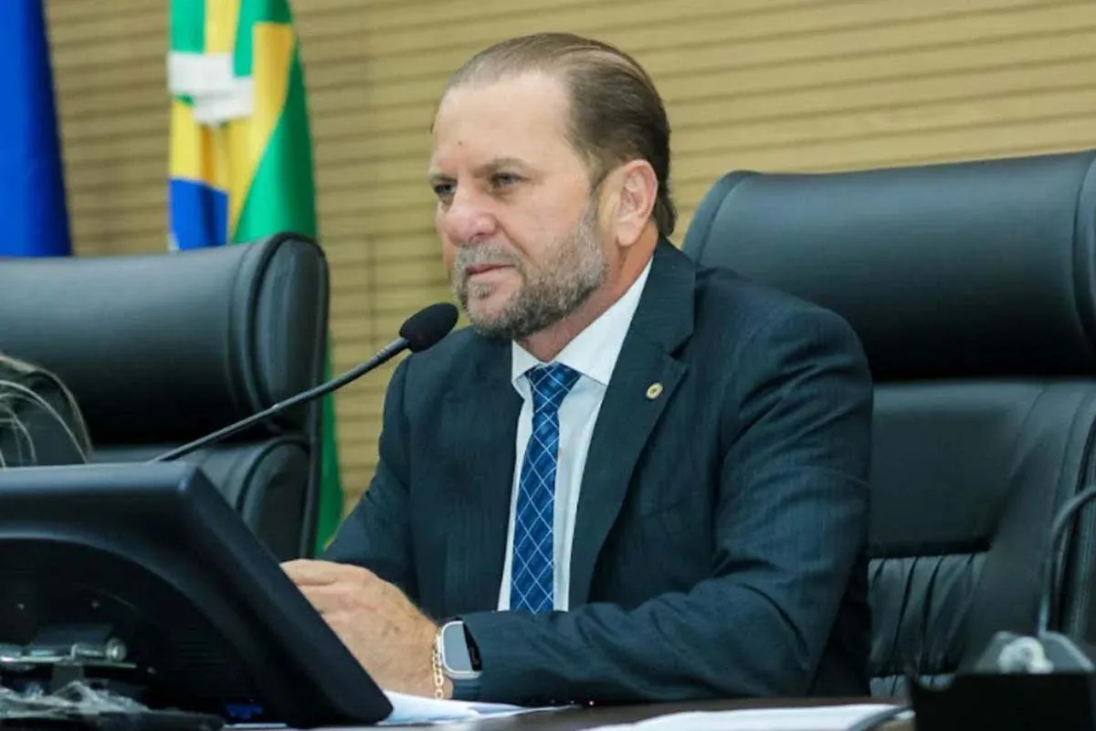 INFRAESTRUTURA - Escola de Alto Alegre recebe reforma geral com apoio do deputado Cirone Deiró
