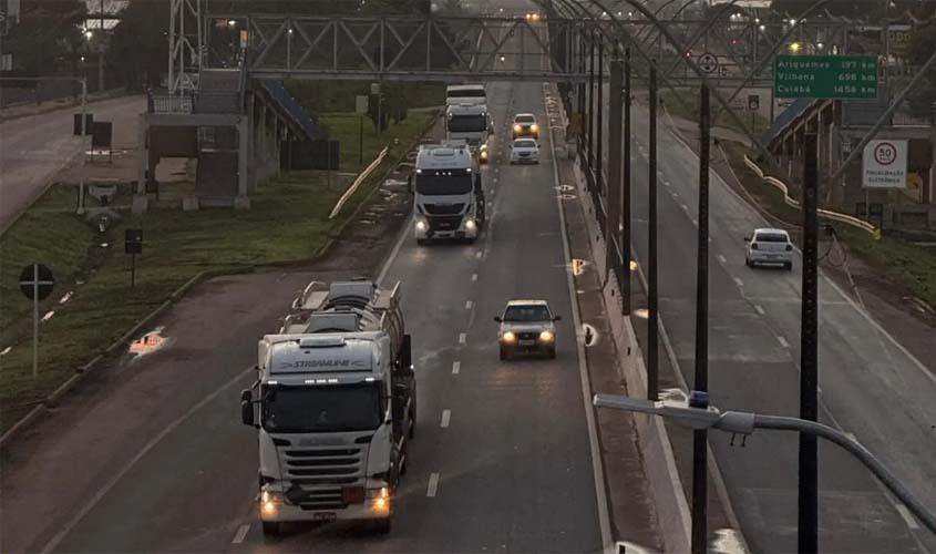 Licenciamento de veículos final 5 vence em 29 de maio