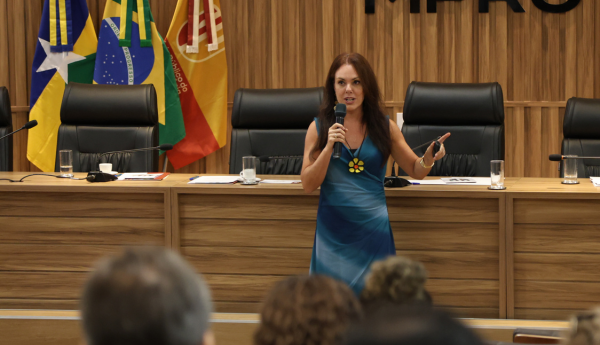 Palestra do MPRO aborda proteção infantil e juvenil
