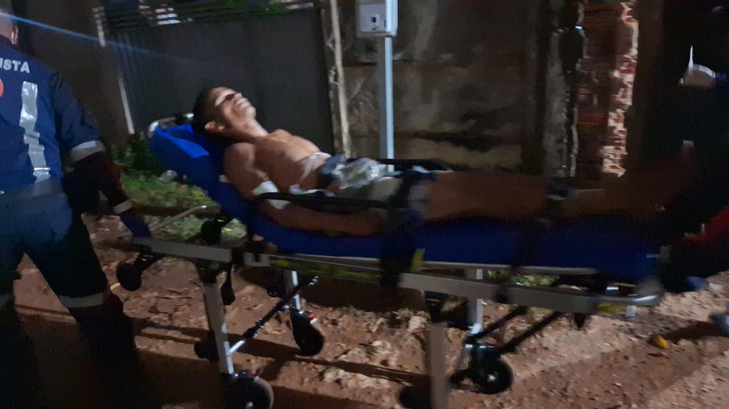 Plantão de Polícia - TRIBUNAL DO CRIME: Homem é espancado por membros de facção após acusação de roubo no Costa e Silva