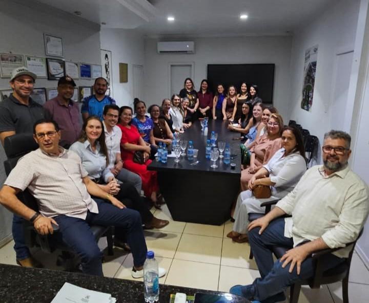 Política - Deputada Lebrinha discute demandas da educação em Rolim de Moura