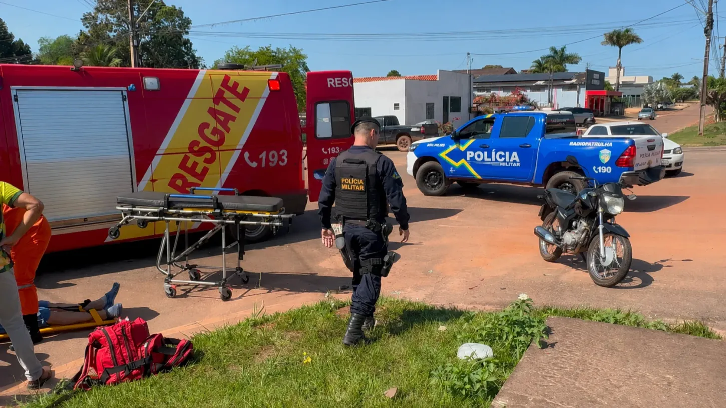 cidade-  Colisão entre duas motos deixa motociclista com fratura em Rolim de Moura