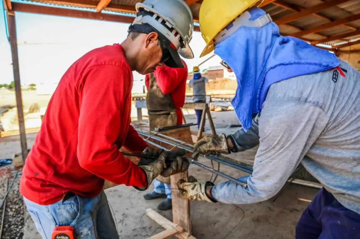 Concursos e Empregos - Plataforma tem 2.398 vagas de emprego em Rondônia